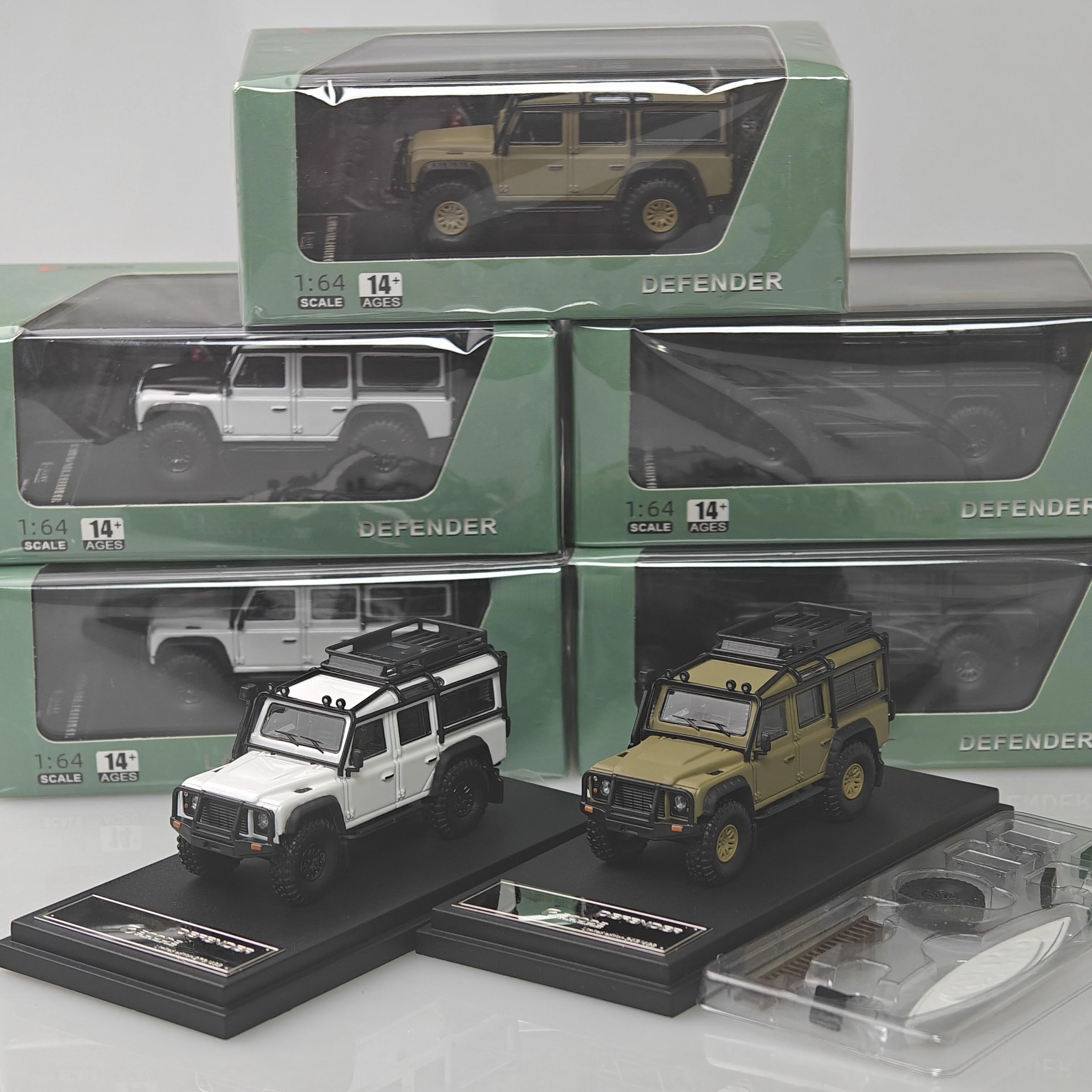 ماستر 1:64 موديل سيارة ديفندر 4x4 مصنوع من خليط معدني مع ملحقات #6