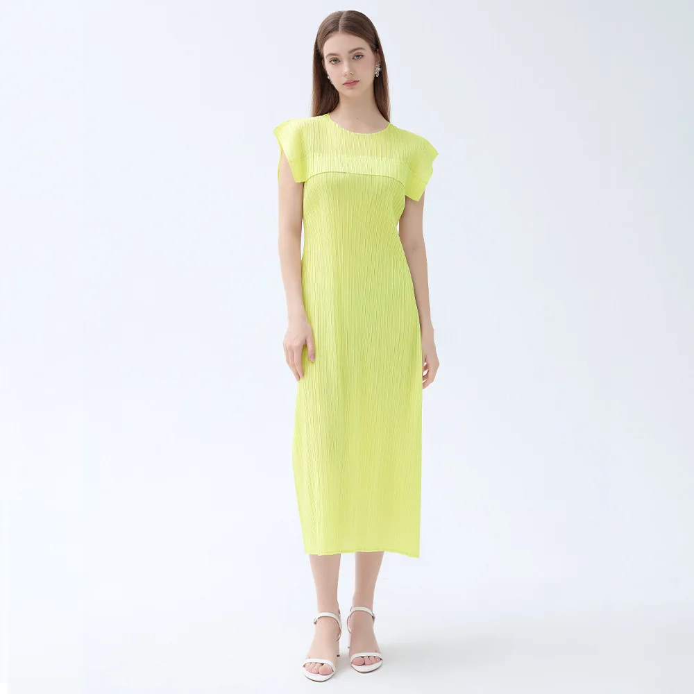 

2026 Summer Sleeveless Vest Neck Dress Women's Medium Long Simple Bottoming Skirt
