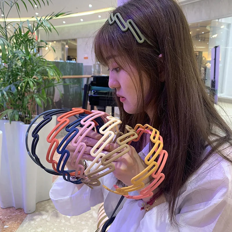 

Colorful Wave Non-slip Hair Bands for Children Girls Simple Headband Face Wash Headband Wave Shaped Hairband Hair Accessories