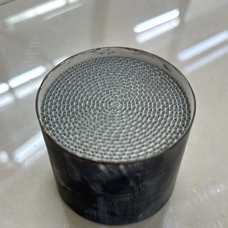 

73*60mm Motorcycle Catalyst EURO5 6 Metal Core Honeycomb Universal Effective Emission Control motorbike Catalytic Converter