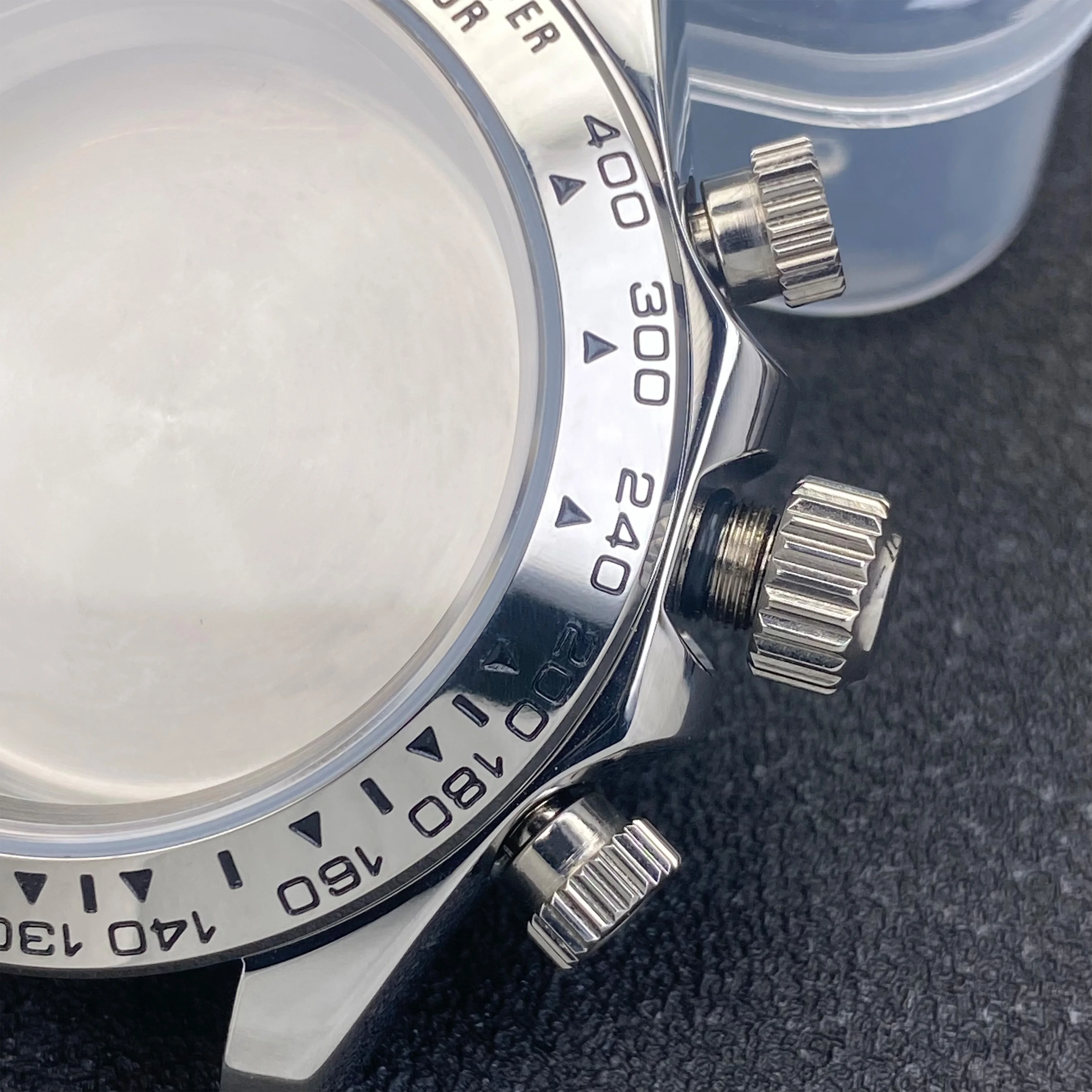 39 ミリメートル高品質シルバーメンズ腕時計スチールケースフィット VK63 ムーブメントケース時計アクセサリー部品は 20 ミリメートルストラップ時計ボックスに適合