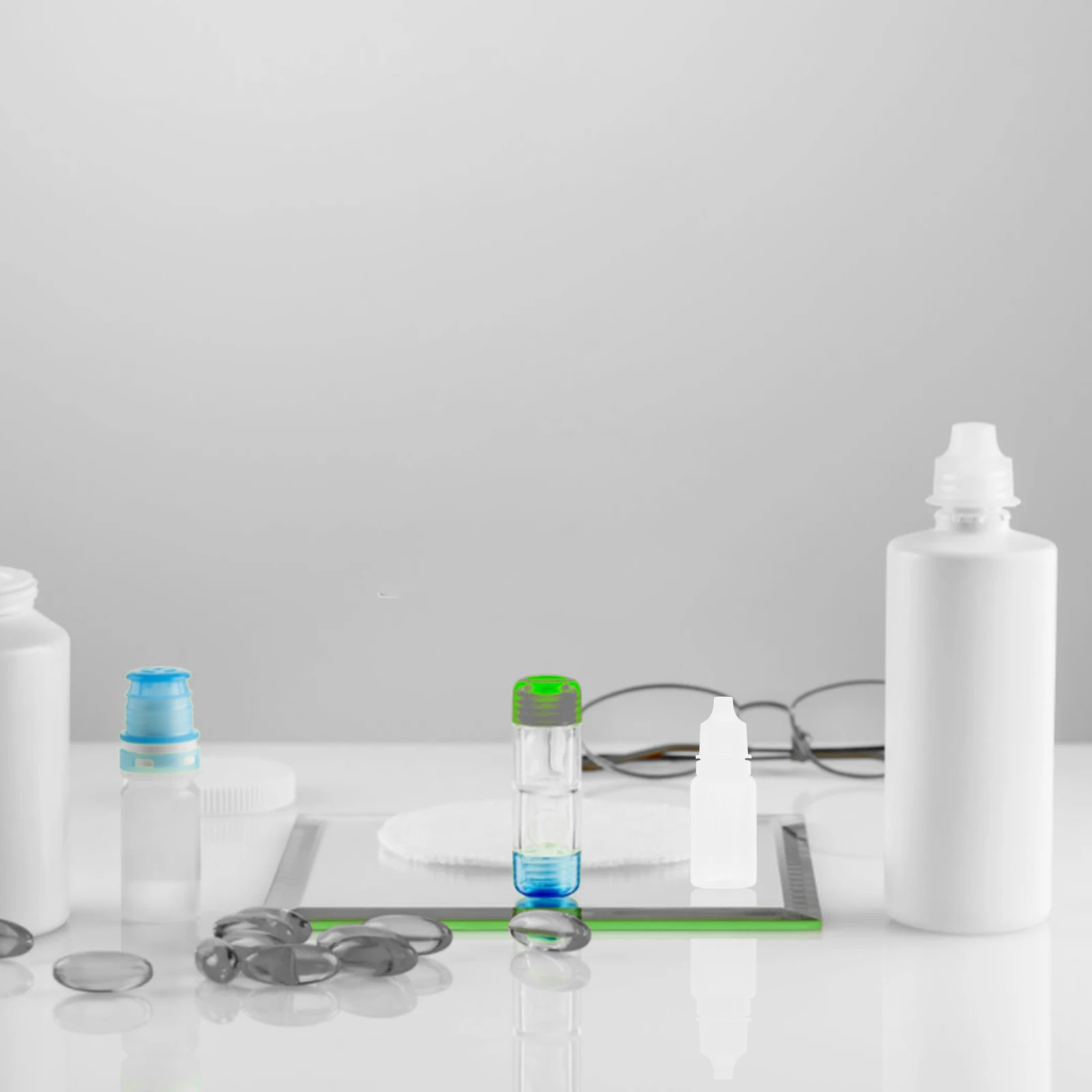 

50 Pcs Mini Oil Dropper Bottle Squeezable Bottles Refillable White Liquid Dropping