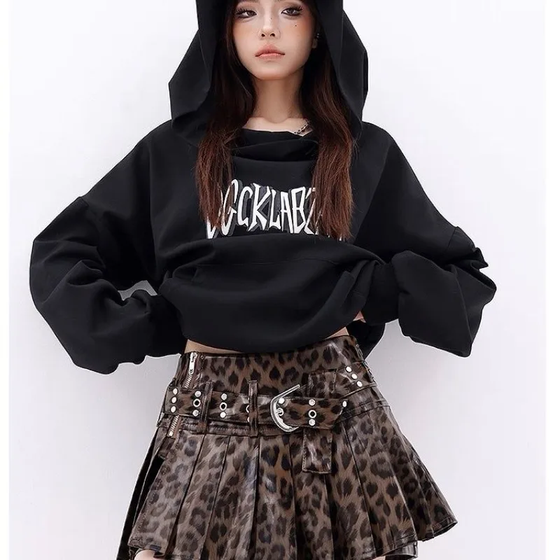 2026 New Women's High-waisted Retro Pu Leather Sexy Leopard Print Pleated Skirt with Belt