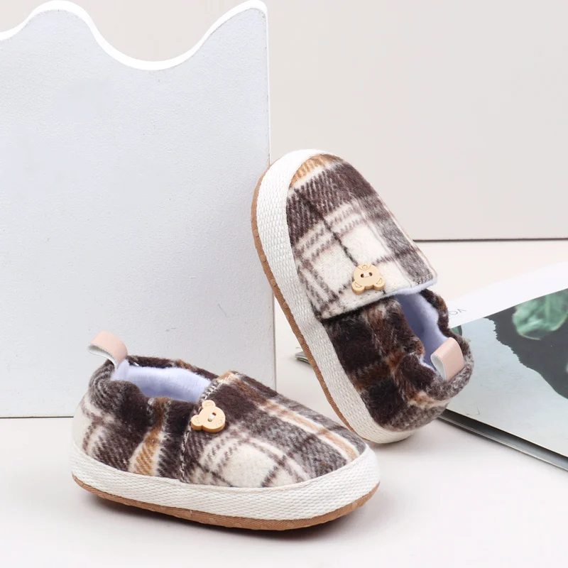 2025 Spring And Autumn Baby Boys And Girls First Walking Toddler Shoes With Fashion Color Block Design And Soft TPR Sole