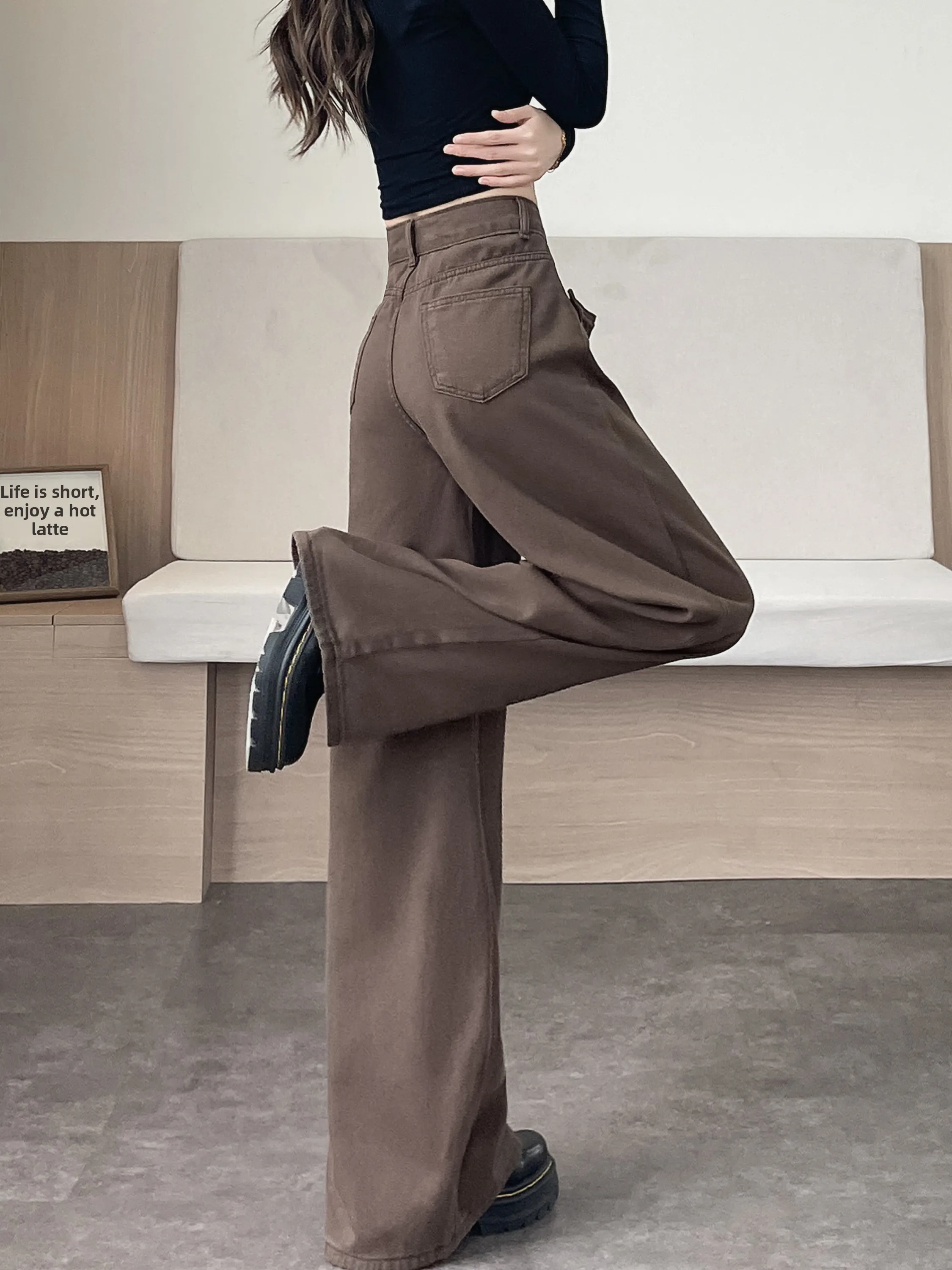 กางเกงยีนส์เดนิมผู้หญิง รุ่นใหม่สำหรับฤดูหนาว ทรงหลวม ขากว้าง ชายไม่เท่ากัน ยาวคลุมเท้า สไตล์ลำลอง