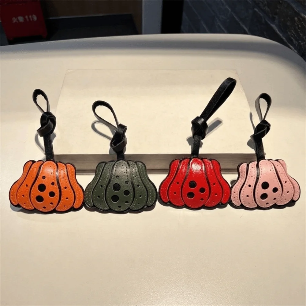 Creative Solid Color Pumpkin Keychain Leather Charm Halloween Bag Pendant Polka Dot Key Ring Beg Accessories Party Favor