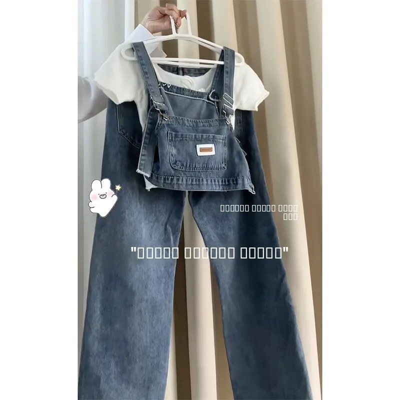 

Модный антивозрастной джинсовый комплект для женщин, лето 2023: свободный универсальный костюм из джинсов и футболки без рукавов