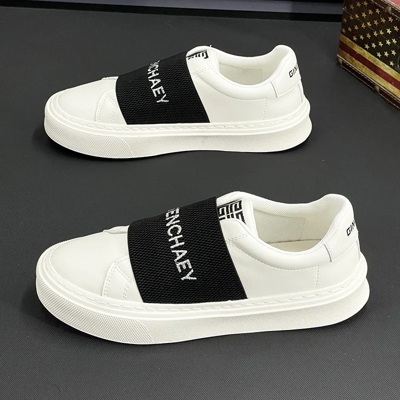

Новые мужские легкие повседневные туфли с низким берцем, модные трендовые универсальные маленькие белые туфли, туфли для доски с одной педалью, ленивая одежда