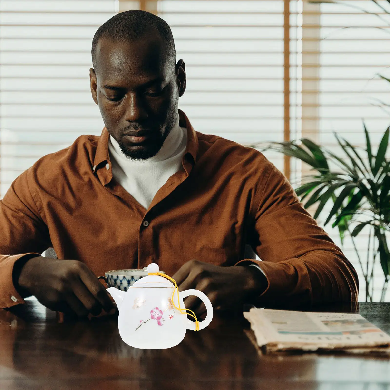 

Керамический чайник с золотым ободком, тонкая работа, долговечный, термостойкий, в китайском стиле, для домашнего декора и сервировки стола