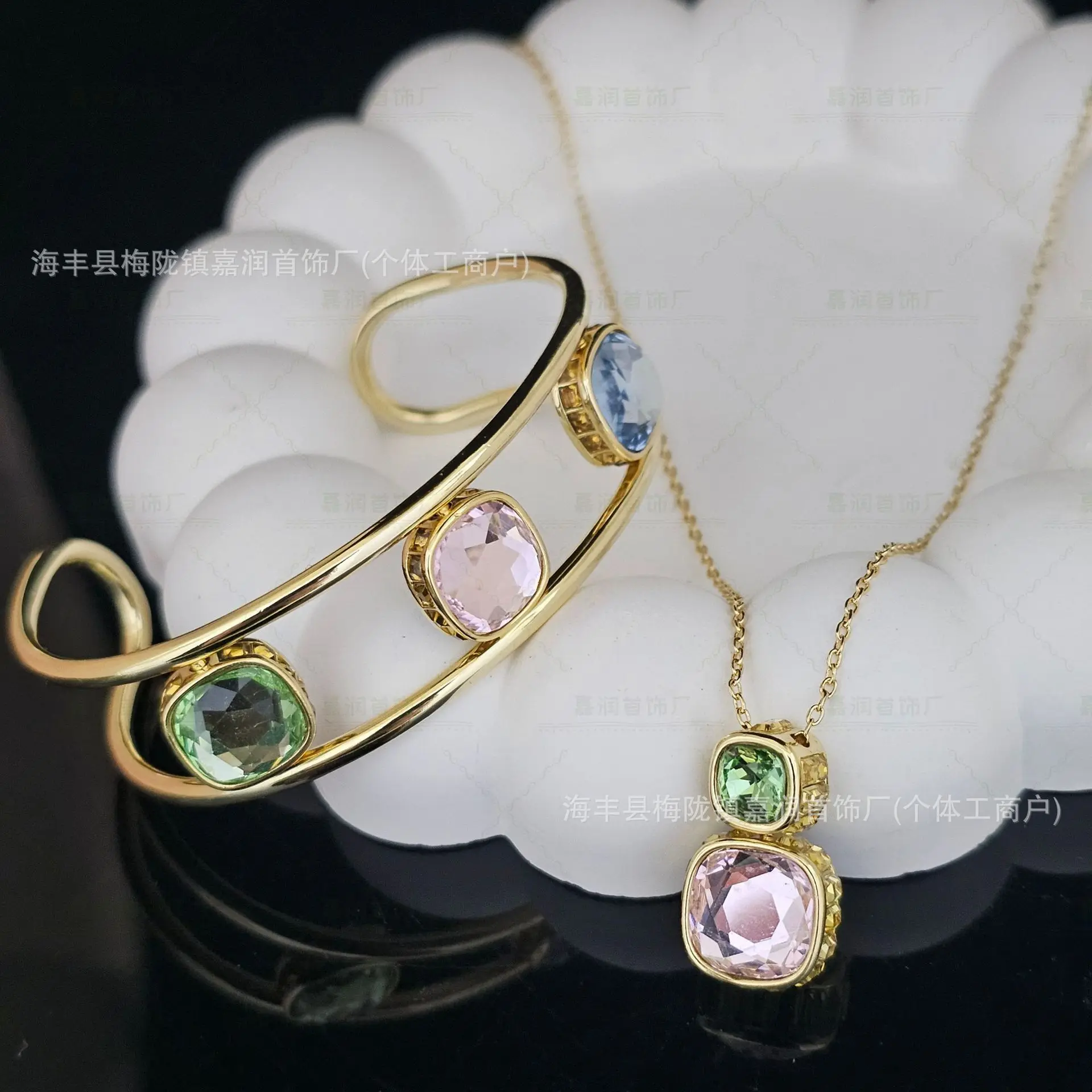 2026 New Reversible Colorful Candy Crystal Necklace Earrings Set Luxury Premium Elegant Birthday Gift for Women Fine Jewelry