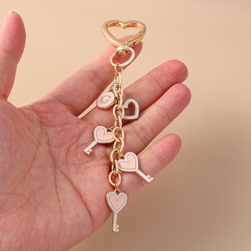 Niedlicher Schlüsselanhänger in Herzform, ein ideales Geschenk für Frauen und Männer, als Souvenir, für Autoschlüssel oder Handtaschen, zum Selbergestalten von Schmuck und als Accessoire. – Detail 2