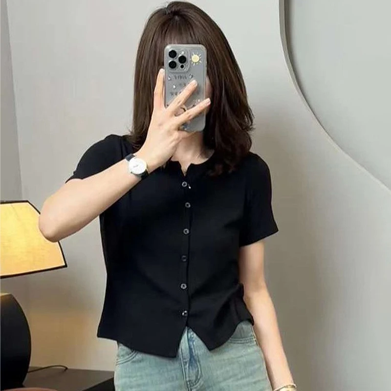 تي شيرت نسائي صيفي بسيط أسود بأكمام قصيرة تي شيرت كريمة باللونين الأبيض والأسود #3