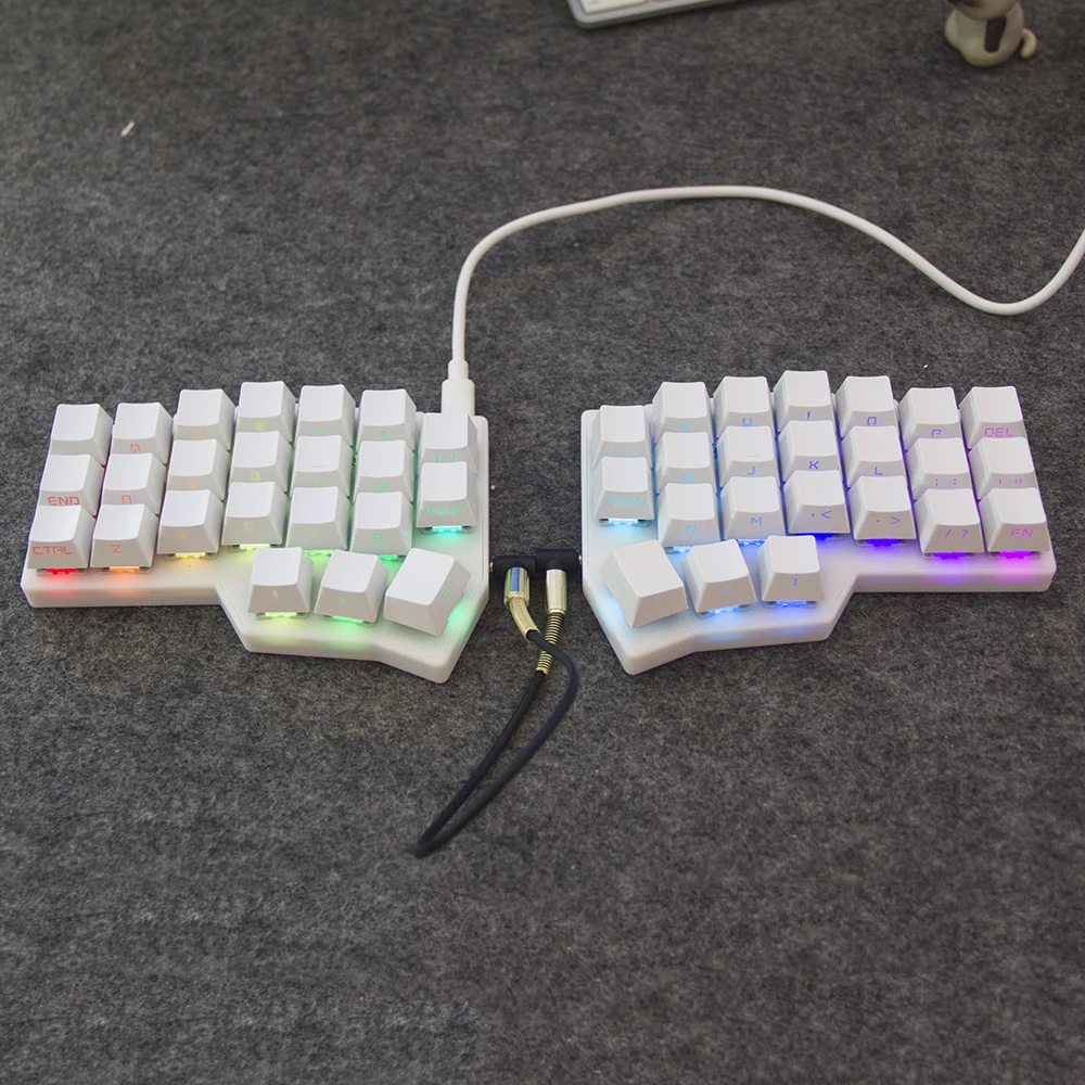 Corne V4 Keyboard Kit Programmable Ergonomics Split Keyboard Games Wired RGB Hot swap Grey Wool V4 For VIAL Software Keypad