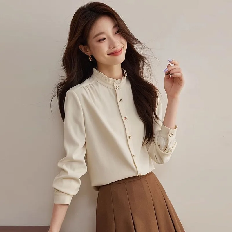 Gebürstetes Hemd im französischen Hofstil für Damen im Herbst und Winter mit Stehkragen-Ohrring-Design und langärmeligem, elegantem Oberteil