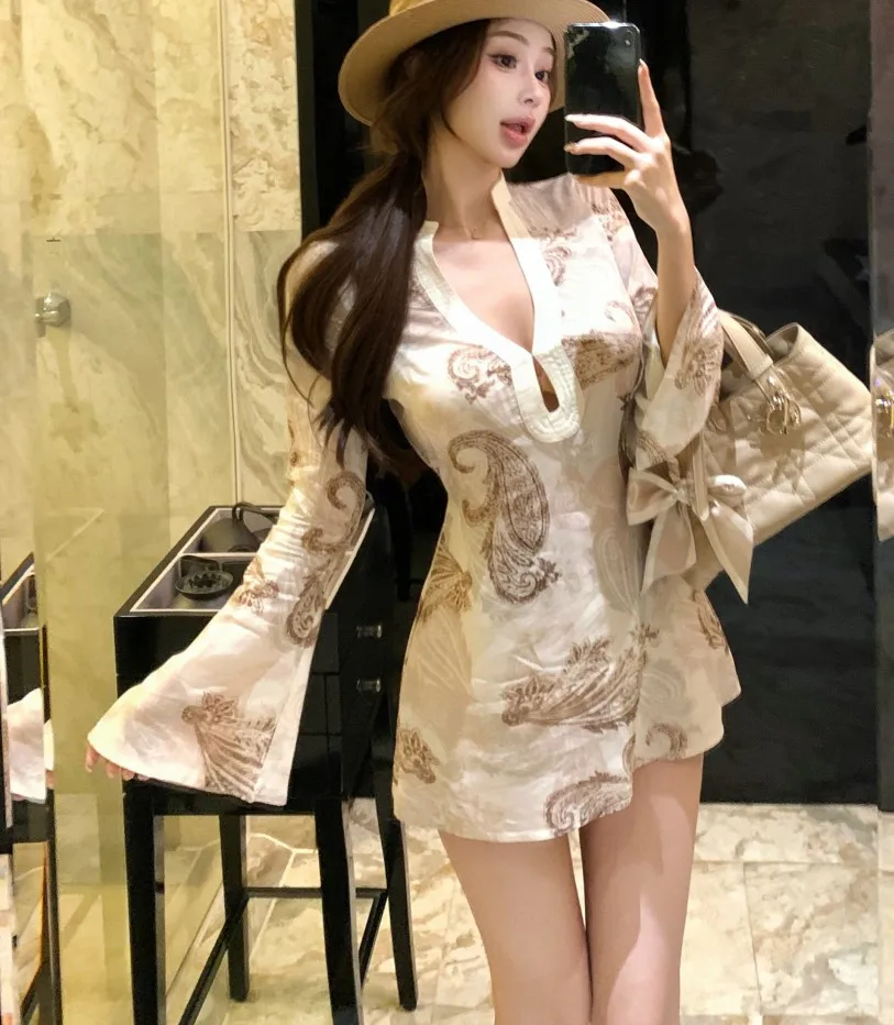 

Платья женские Необычные летние полиэстеровые аппликации с декоративными поясами Русалка Труба Городской ночной клуб Американская горячая девушка Эластичность OL