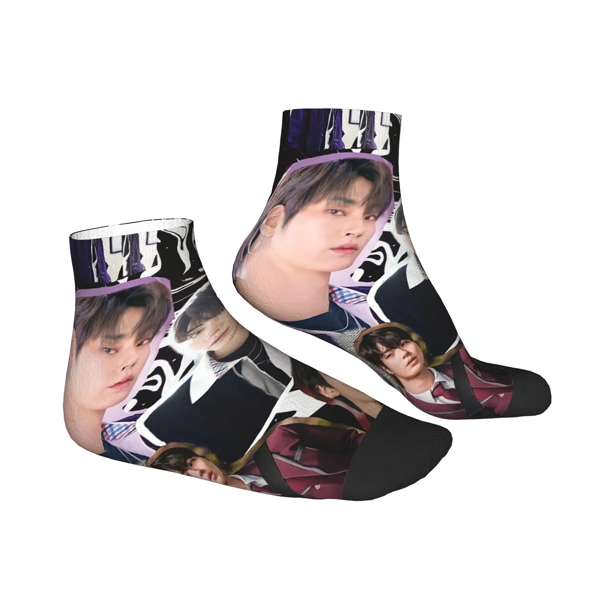 All Seasons Hwang In Yeop Socks Harajuku Sweat Absorbing Sport Middle Tube Socks Soft Hip Hop Stockings for Men Women Gifts