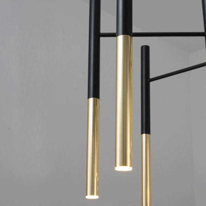 โพสต์โมเดิร์น, หรูหราเบาๆ, ห้องนั่งเล่น, โคมไฟระย้า, เรียบง่าย, บรรยากาศดี, ใช้ในบ้าน