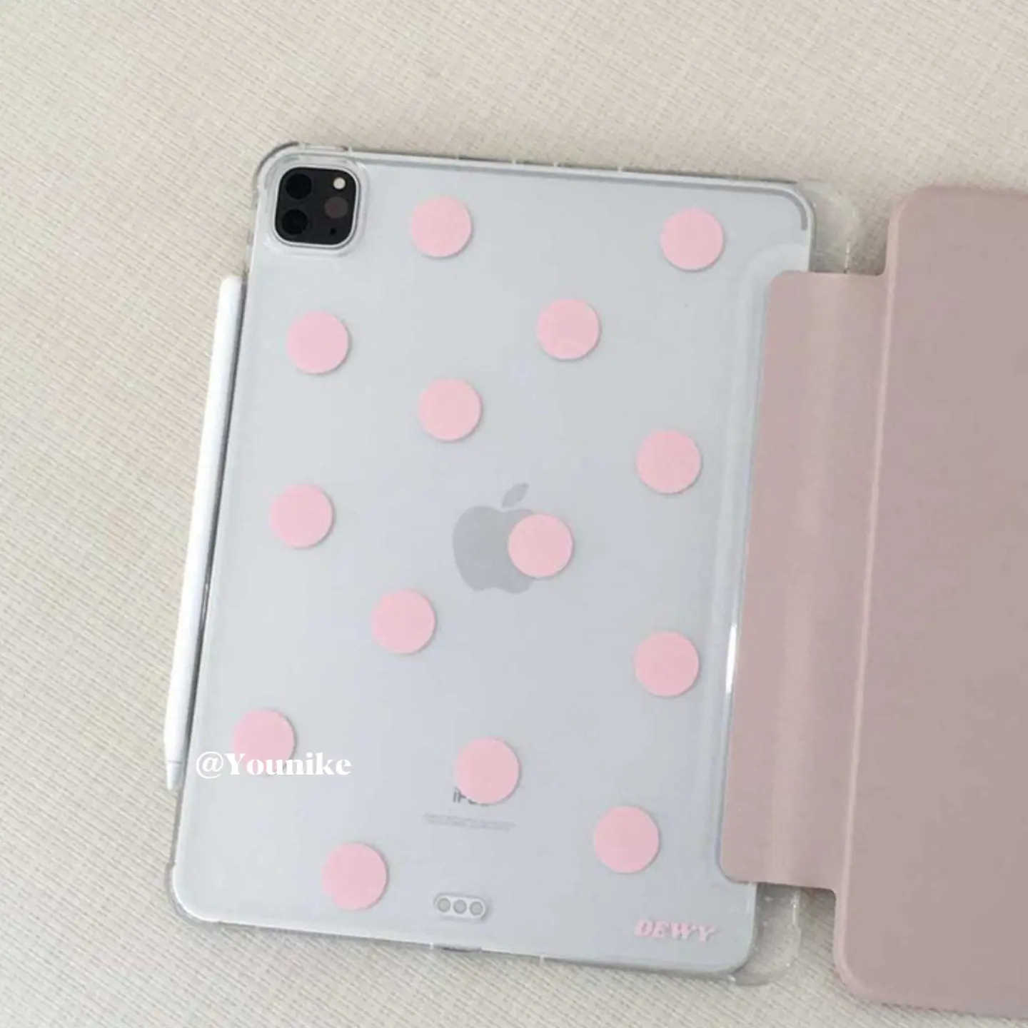 Sweet Blue Pink Polka Dots Y2K Tablet Case For iPad Pro 13in 11th M5 M4 12.9in A16 7/8/9/10th Air4/5/6/7 11in M2 M3 Mini Cover