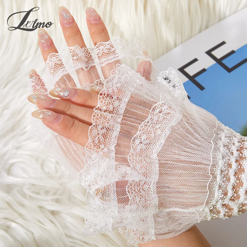 

Nail photography props lace bow cuffs Nail art Handheld pleated fake sleeves posing for Manicure Photo background Showing Tools