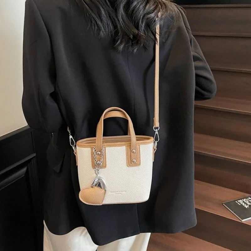 

Classic Designer Paris Popular Classic Elegant Luxury High End Leather Ladies Elegant Crossbody Handbag Diaper Bag