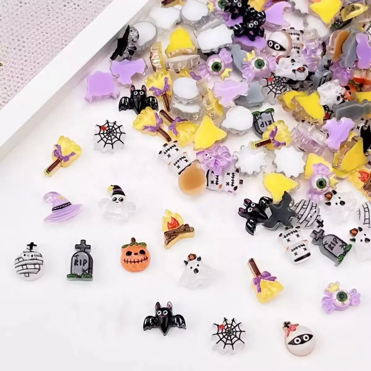 ชุดตกแต่งเล็บฮาโลวีน 20 ชิ้น ชาร์มทำเล็บ DIY สุดสร้างสรรค์ น่ารัก ทำมือ ลายมอนสเตอร์ สำหรับตกแต่งเล็บ