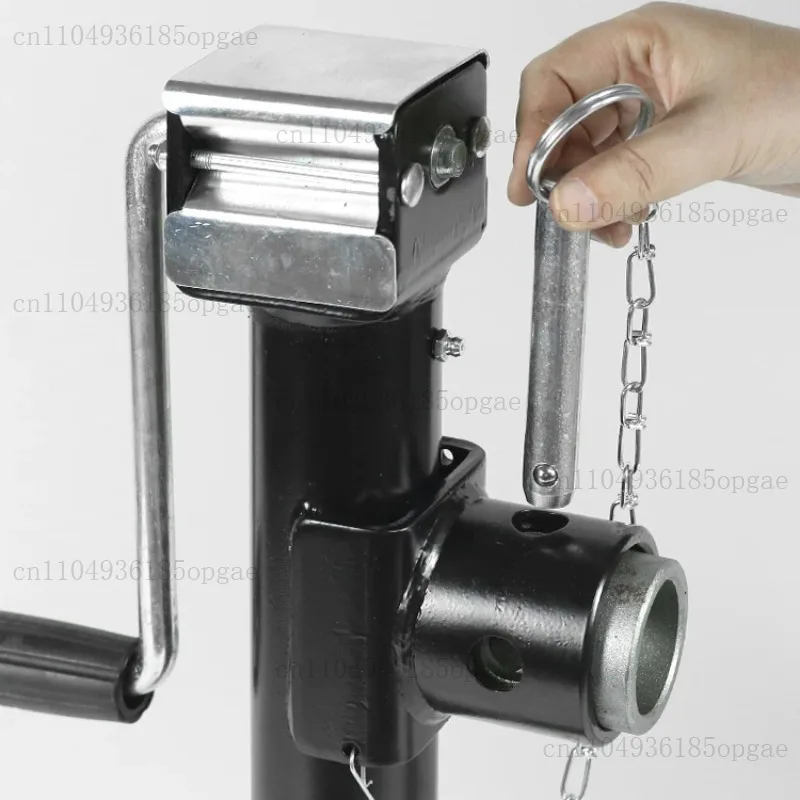 

Домкраты Кронштейны для прицепа Ножки для прицепа Аксессуары для прицепов