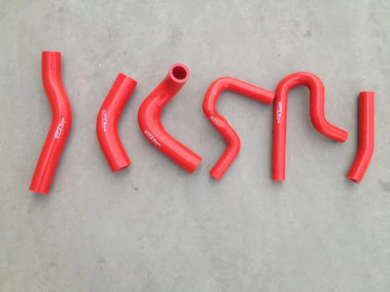 Per Suzuki Jimny 1.3 M13A 2000-2011 2001 2002 2003 2004 2005 2006 2007 2008 2009 2010 Tubo Radiatore In Silicone