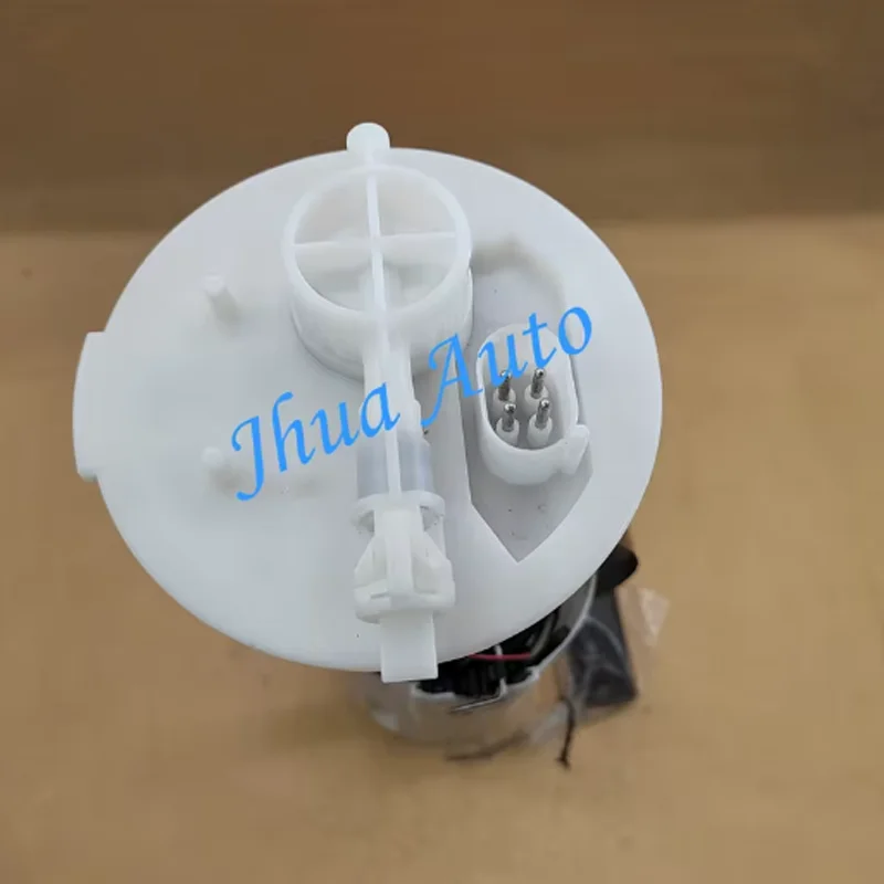 0580313015 WQC000120 WFX101070 For Land Rover Discovery 4.4L Land Rover Range Rover III L322 Defender Fuel Pump Assy WFX101060