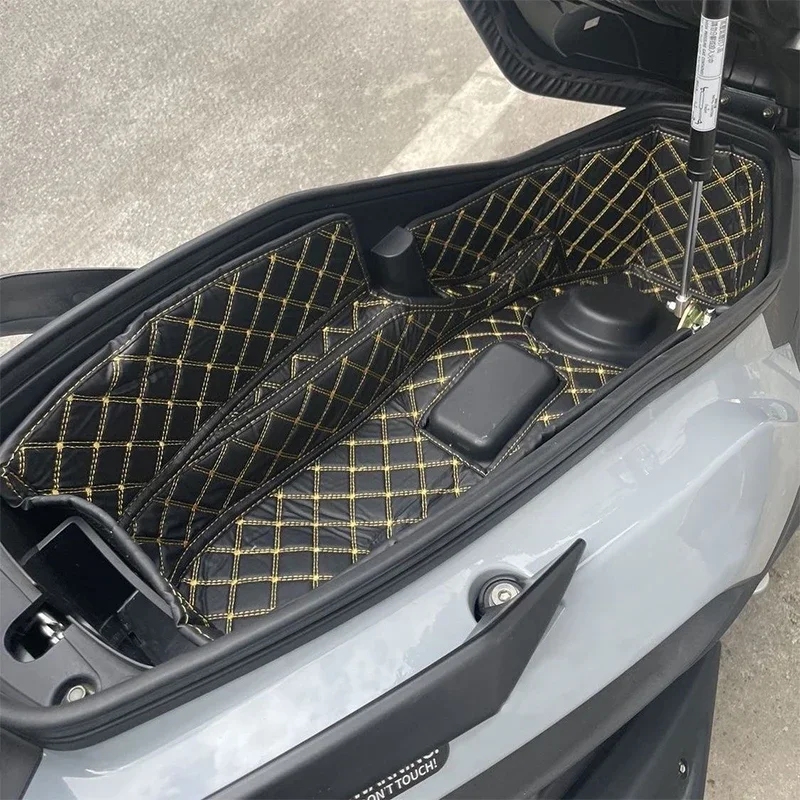 Caja de almacenamiento para motocicleta SYM Joymax Z300, forro para asiento, cojín a prueba de golpes, ruido anormal, previene arañazos