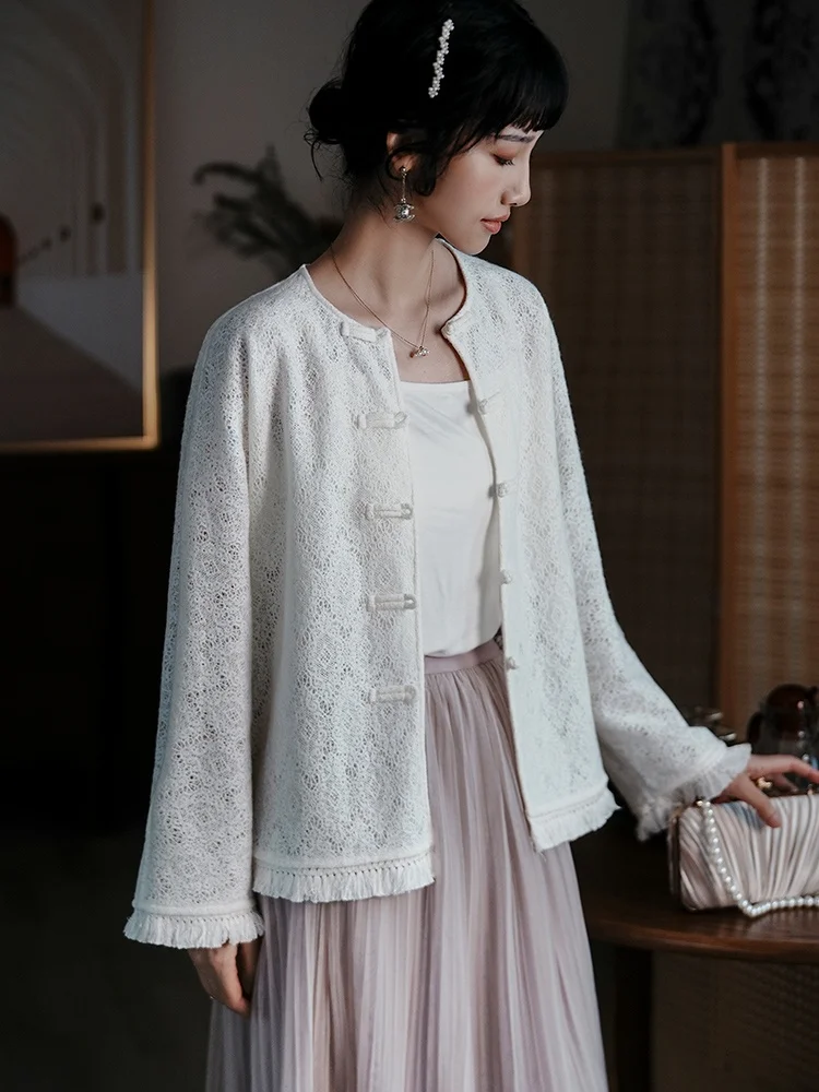 

Белый ажурный топ Ханьфу с пуговицами, осенний, в стиле Тан, универсальный, открытый кардиган, новый китайский стиль, женский...