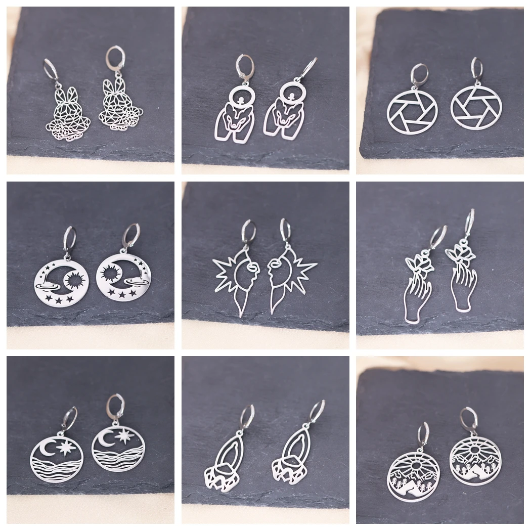 Kinitial-pendientes de acero inoxidable con cara de sol para mujer, aretes con forma de flor de loto, conejo, luna, estrella, caballo, fantasma, joyería para Piercing
