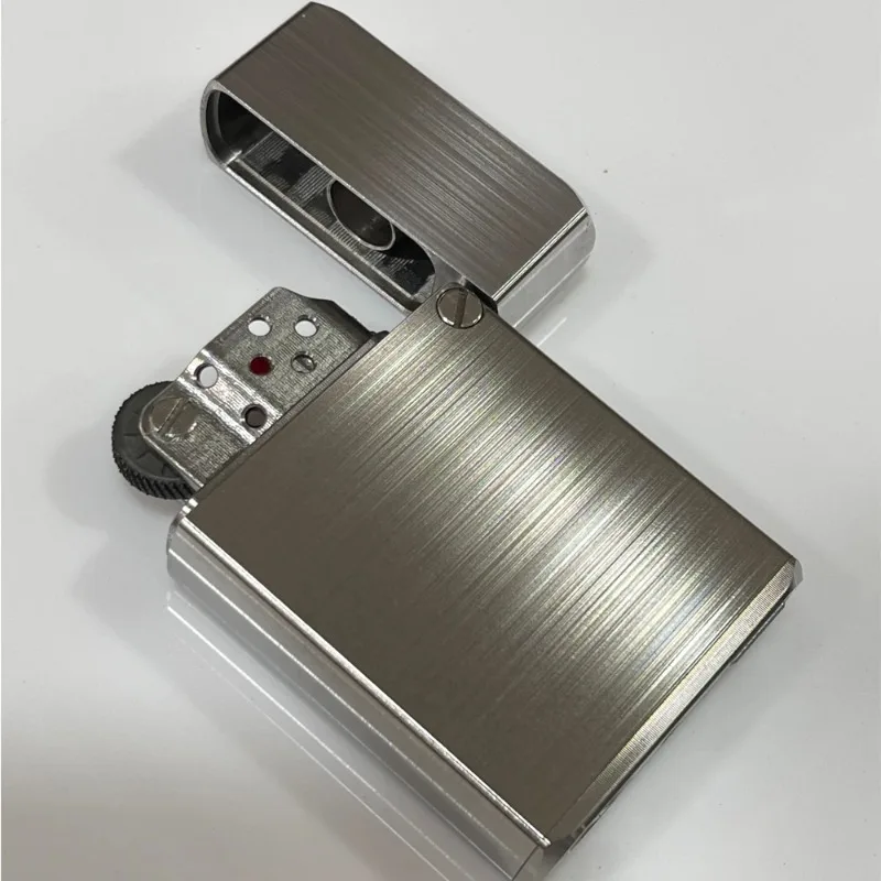 

CNC High-End Rare Fuel Lighter Stainless Steel Precision Made Kerosen Lighter Gift Long Endurance Gift Box Packaging