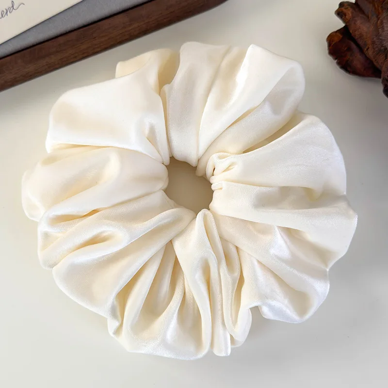 קשירת שיער קטיפתית רטרו אלגנטית