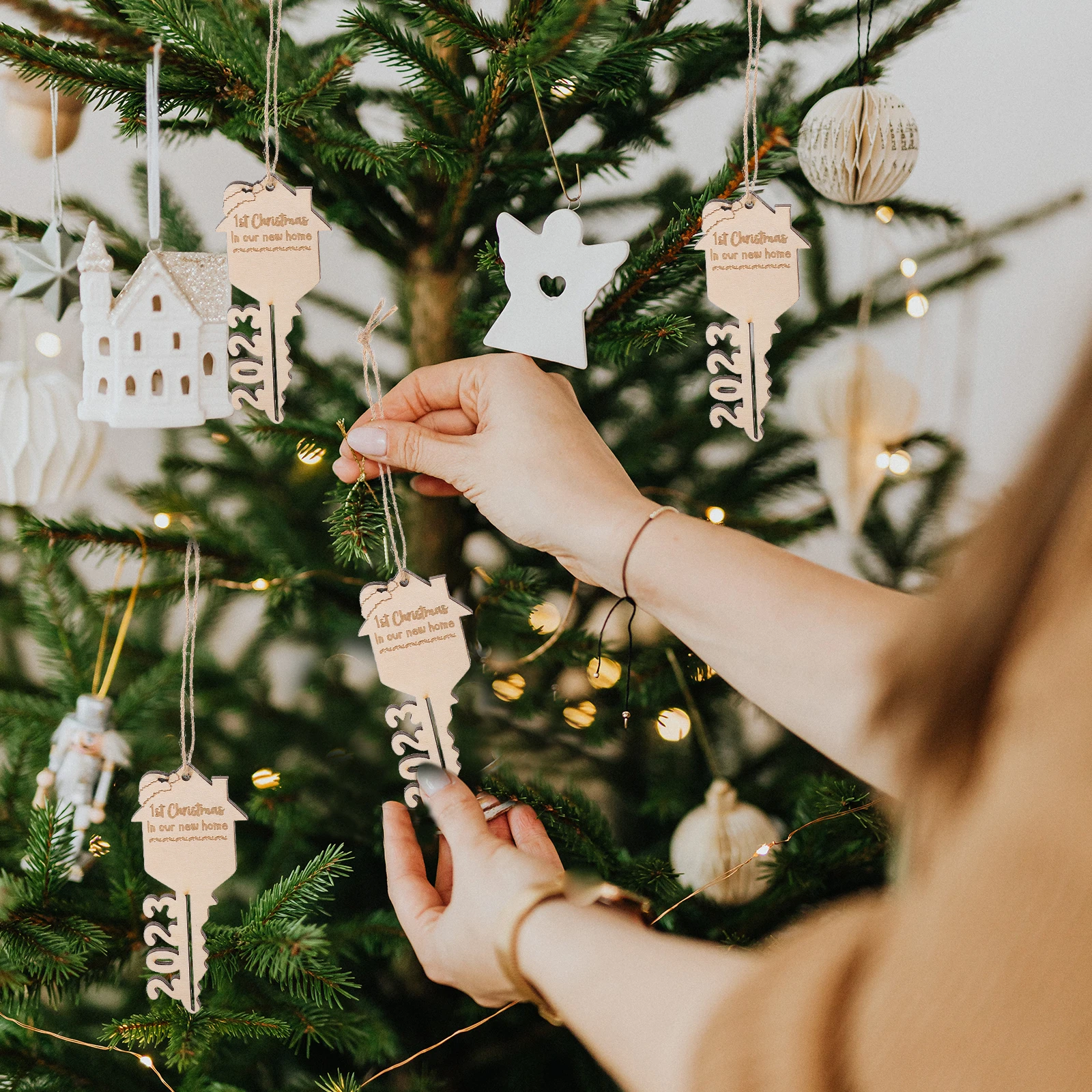 

4 Pcs Xmas Hanging Pendant Christmas Trees Ornament Decor Adorable Layout Party Adornment