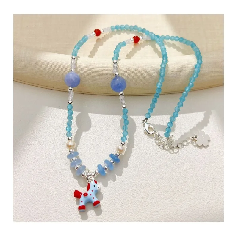

Premium Color Pony Pendant Crystal Necklace Light Luxury Commuter Jewelry