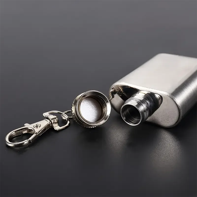 Gepersonaliseerde aangepaste afbeelding heren sleutelhanger heupfles sleutelhanger, gepersonaliseerde DIY afbeelding sleutelhanger die een 1-ounce wijn bevatten