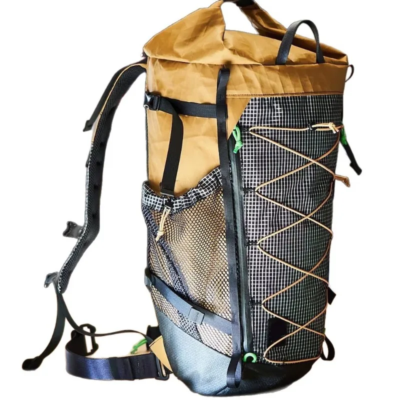 

Outdoor mountaineering, hiking and camping sports contrasting colors, waterproof and large-capacity multi-functional backpack