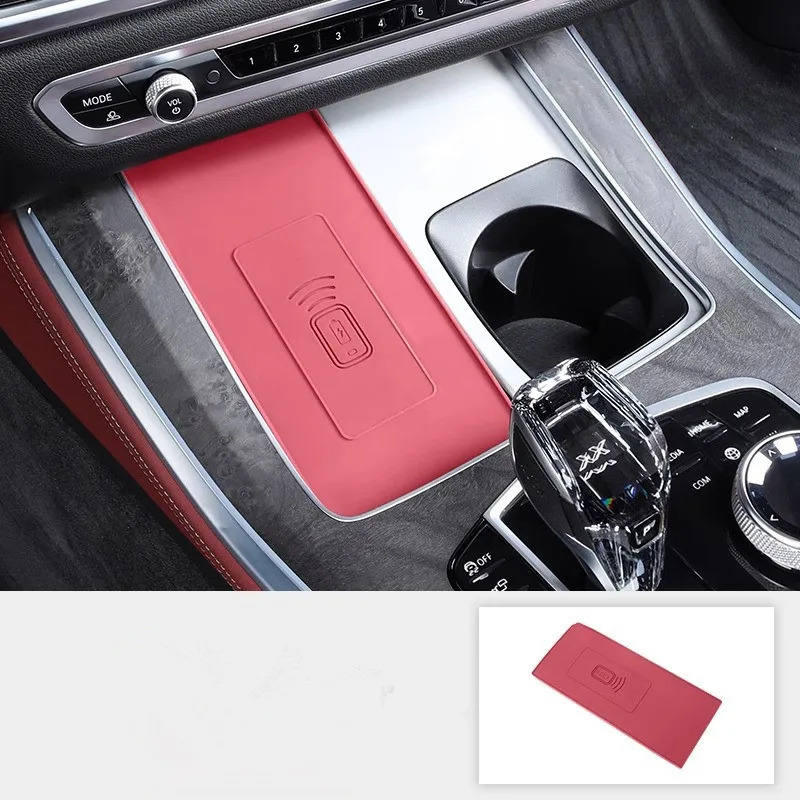 Car Wireless Charger Panel Protecitive Mat Pad/Central insulating no charge silicone pad for bmw  X5/X5L 2022-2024