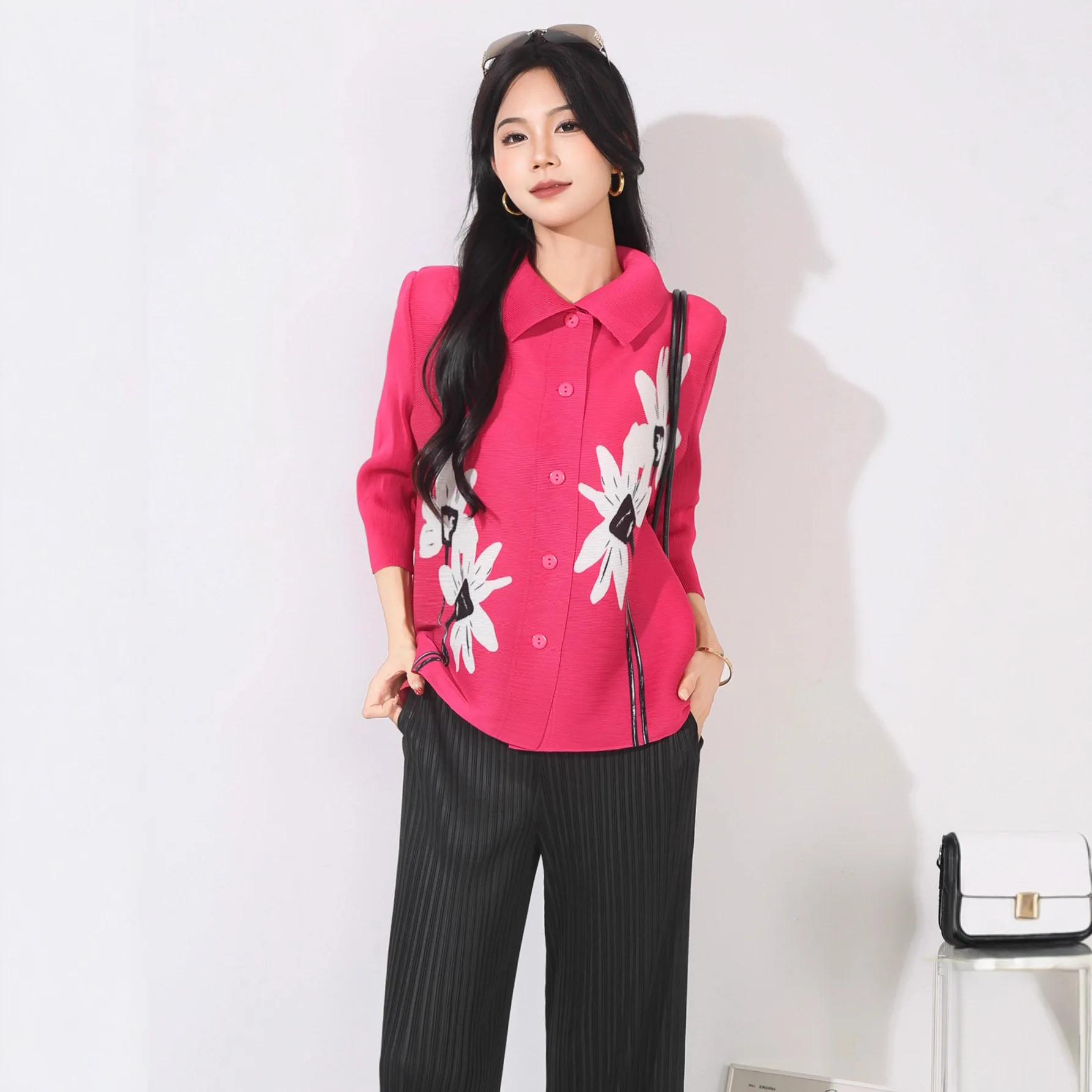 

Miyake Flower Printed Shirt Women Lapel Single Breasted Three Quarter Sleeves Pleated Shirts Female New Fashion Clothes