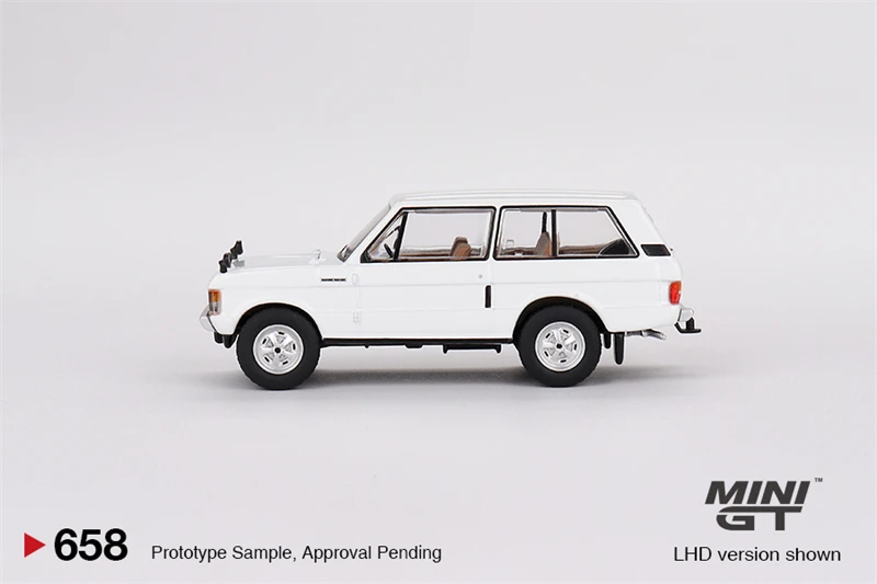 MINI GT 1:64 Range Rover Davos White Diecast Model Car