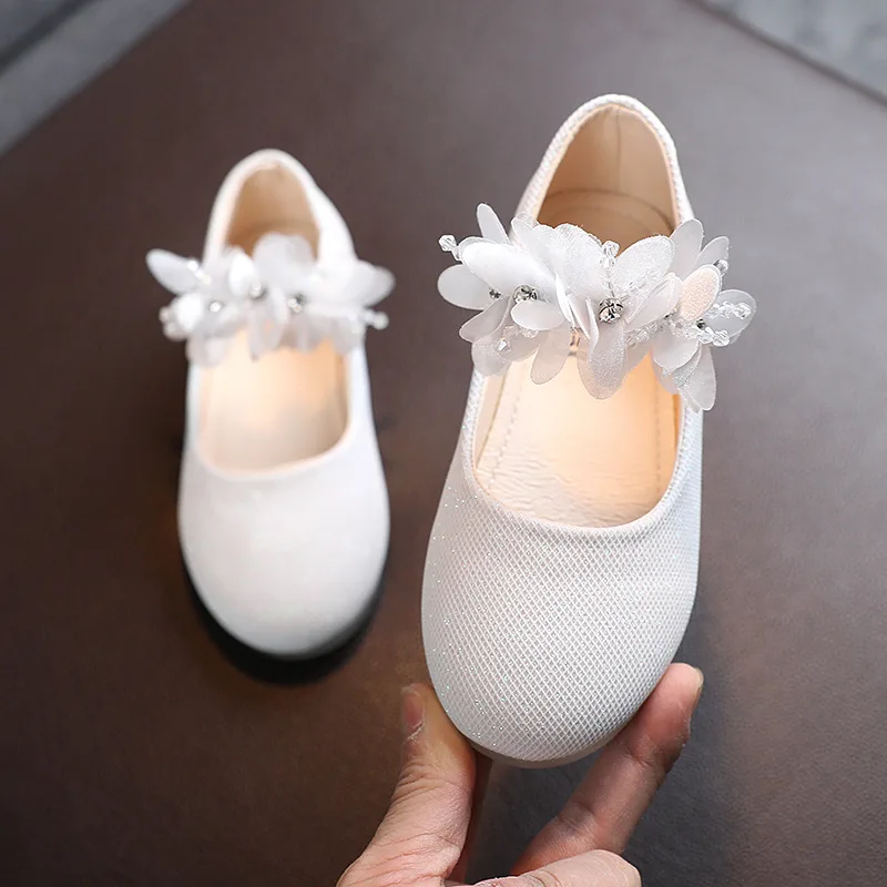 Scarpe da ragazza per bambini Flower Mary Jane Shoes Crystal Soft Princess ballerine bambine 1-7Y scarpe in pelle per feste di matrimonio per bambini