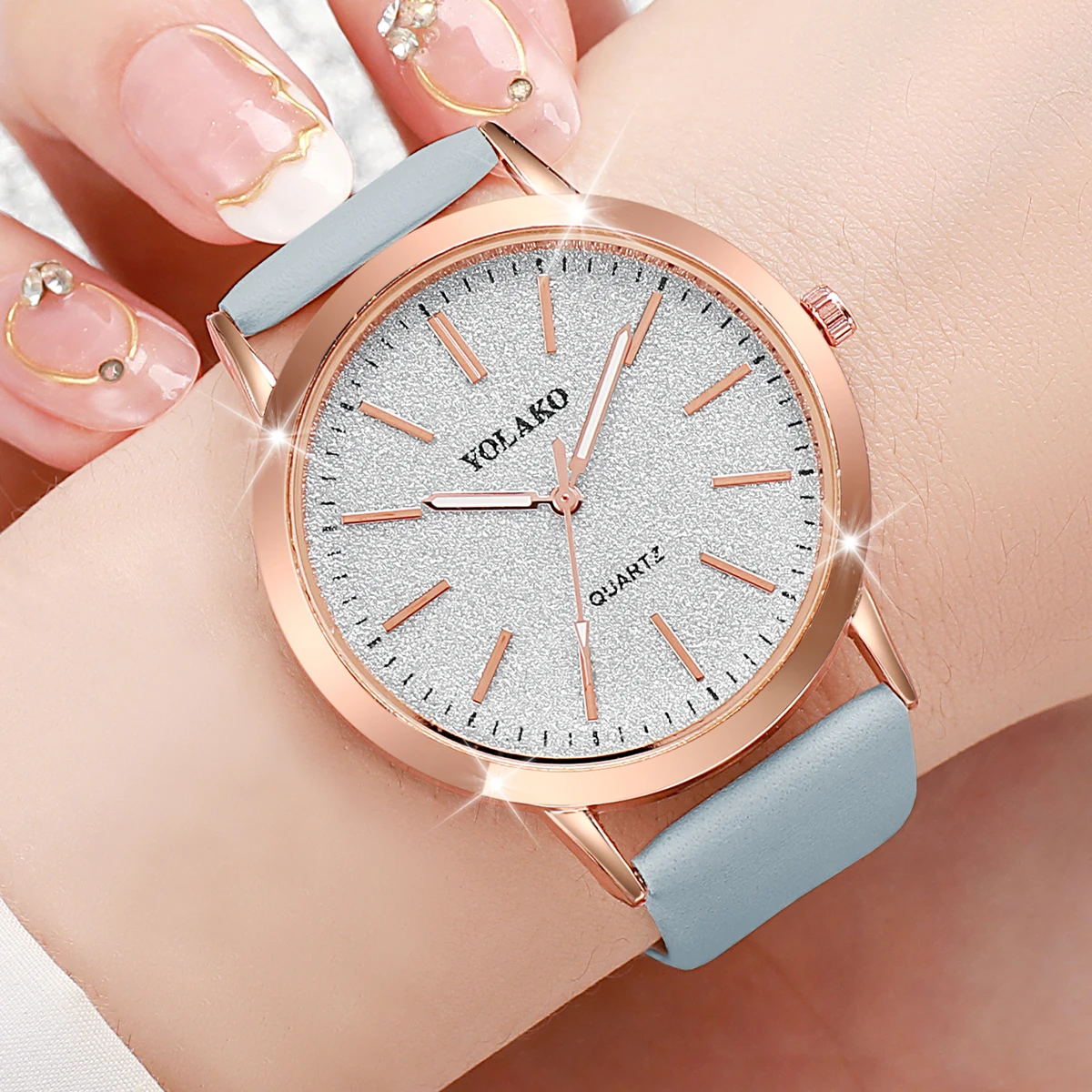 Fashion Matting Dial Women\'s Quartz Watch Leather Band Ladies Dress Watches