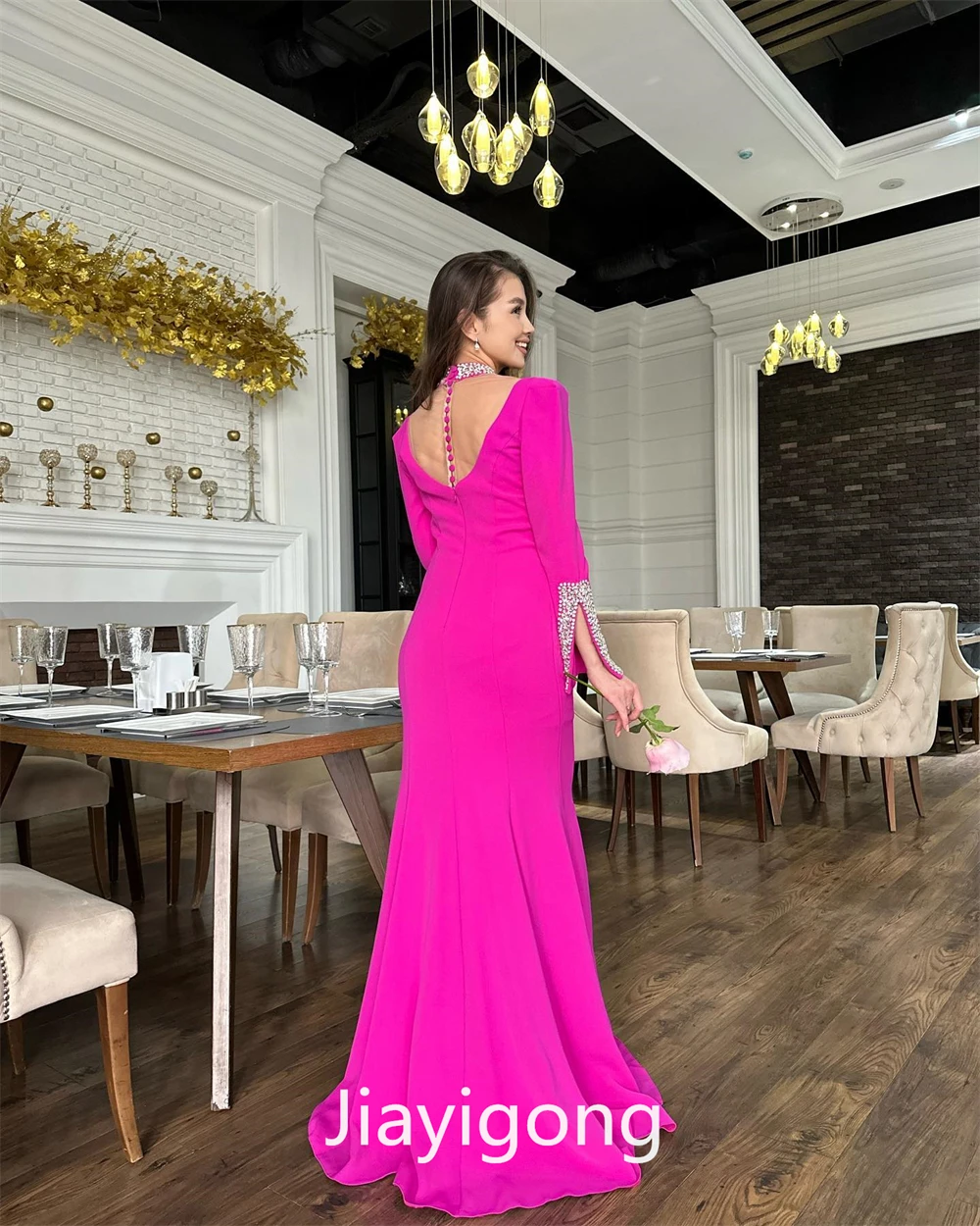 Vestidos de noche elegantes y exquisitos personalizados con cuello alto, vestido personalizado con lentejuelas y Charmeuse