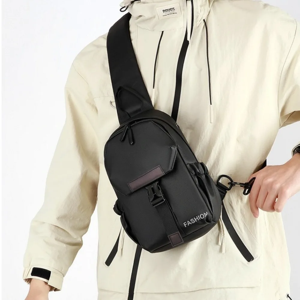 

Simple Large Capacity Men Chest Bag Wide Strap Multipurpose Nylon Messenger Bag Zipper Storage Shoulder Bag Men Unisex