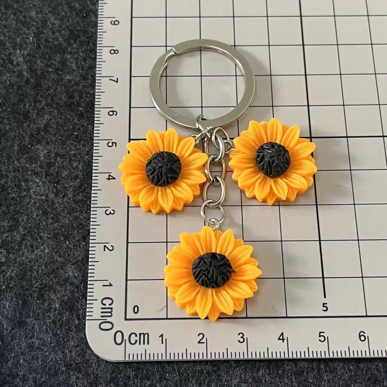 New Sunflower Flower Resin Keychain Golden Sun flowers Keychain Cute Simplicity Style Daisy Flower Keychain Best Friend Gifts