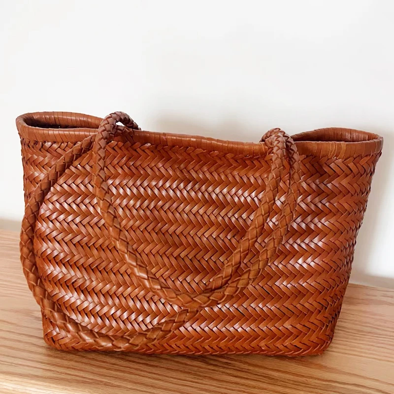 Genuine Leather Handwoven Tote Bags For Women Luxury Designer Handbags And Purses 2025 New In Cowhide With Inner Pocket Shoulder