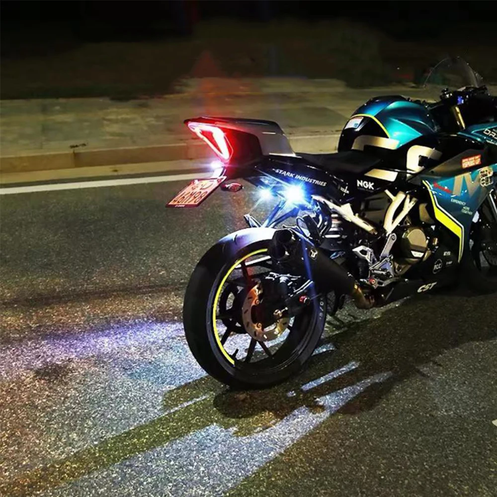 Spia di avvertimento Anti-collisione a LED universale indicatore di direzione a 7 colori spia stroboscopica per moto da crociera