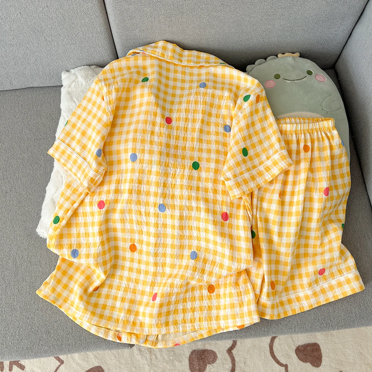 Women's Summer Pajamas, Thin Plaid Polka Dot Pattern Short-Sleeved Shorts, Sweet and Cute, Can Be Worn Outside in Summer, Two-Piece Home Wear Set image 2
