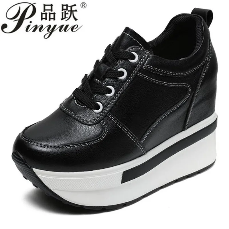 

Женские летние повседневные белые туфли для женщин, сандалии из воловьей кожи с увеличенной высотой 10 см на толстой подошве, вулканизированная обувь на танкетке