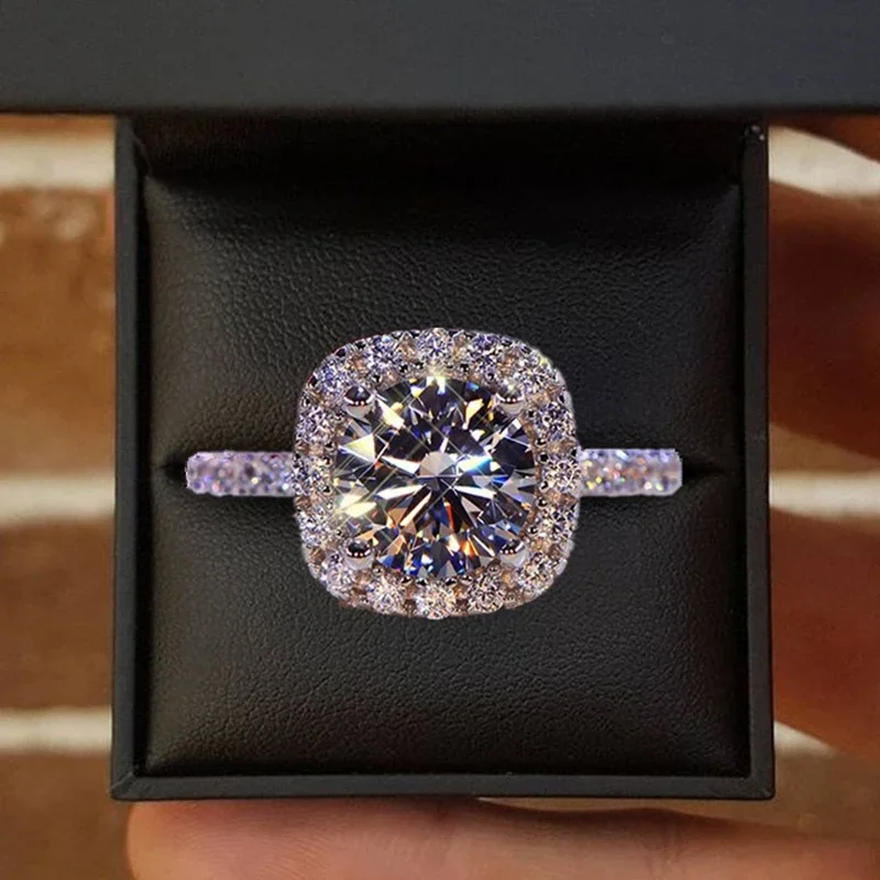 NeeTim D cincin Moissanite warna 925 perak murni dengan cincin berlian Lab berlapis emas putih untuk hadiah perhiasan pita pernikahan wanita